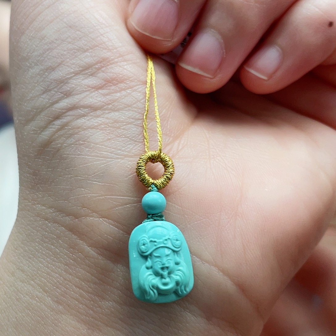 绿松石颈饰未镶嵌