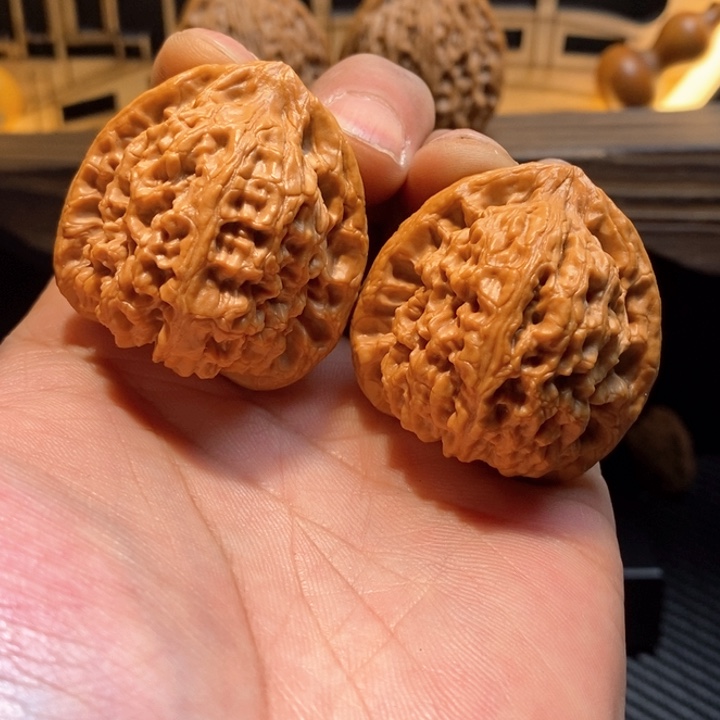 文玩核桃把件仧*?39三角全家福尖抠