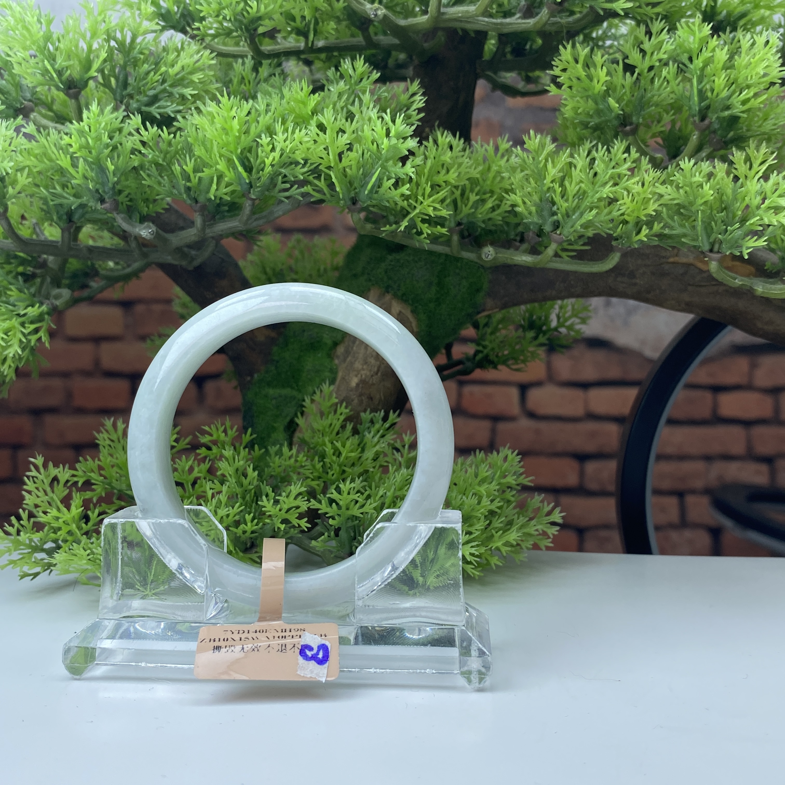 60【刀客砍价王】燕子-天然缅甸A货翡翠手镯(微瑕)  G8