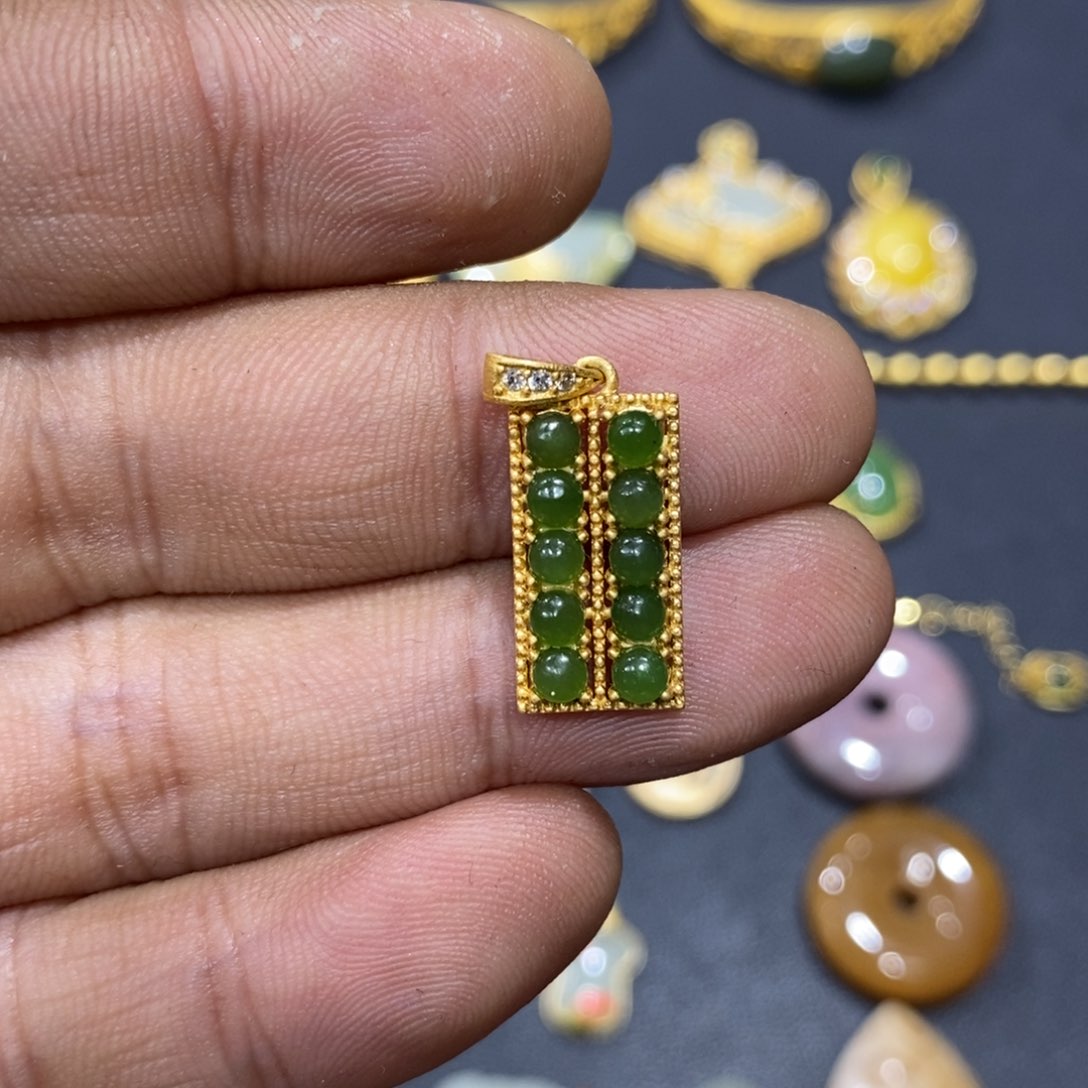 和田玉颈饰银S925镀金镶嵌