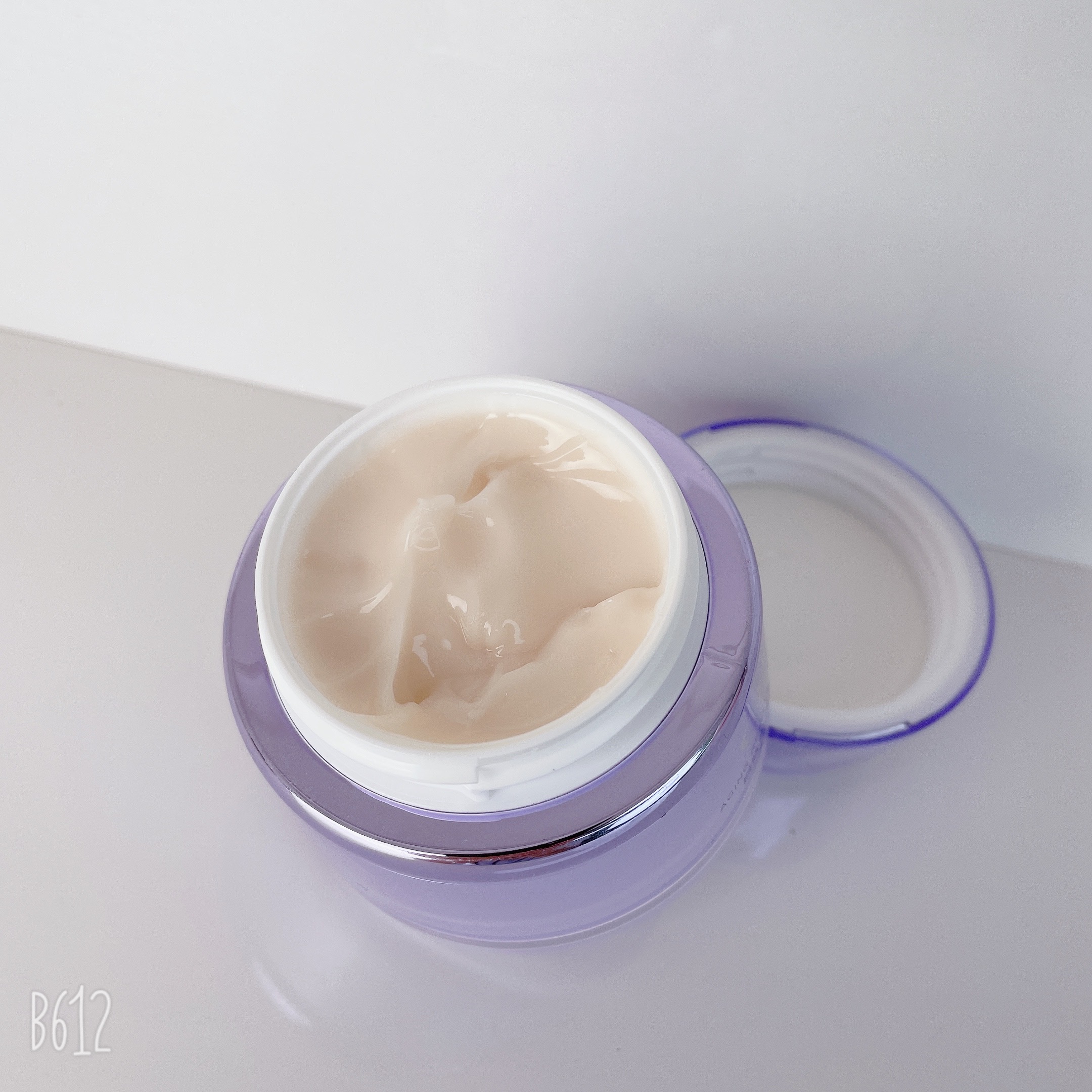 【裸瓶不带盒介意勿拍】紫色抗皱抗老正装面霜50g（最新第五代）