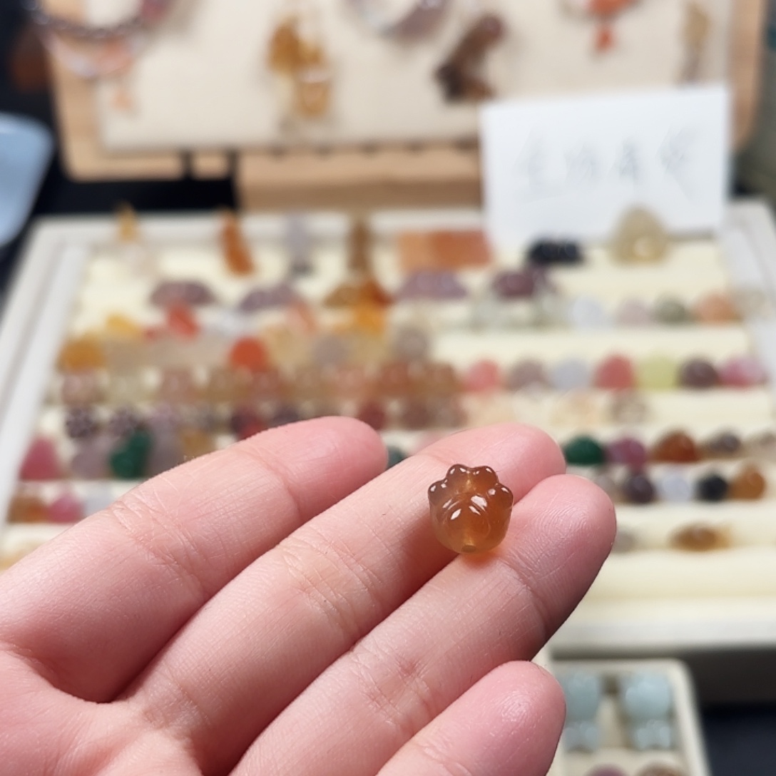 小***子玛瑙/玉髓未镶嵌颈饰特价不退换