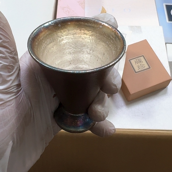 瓷片善**化哈哈。              