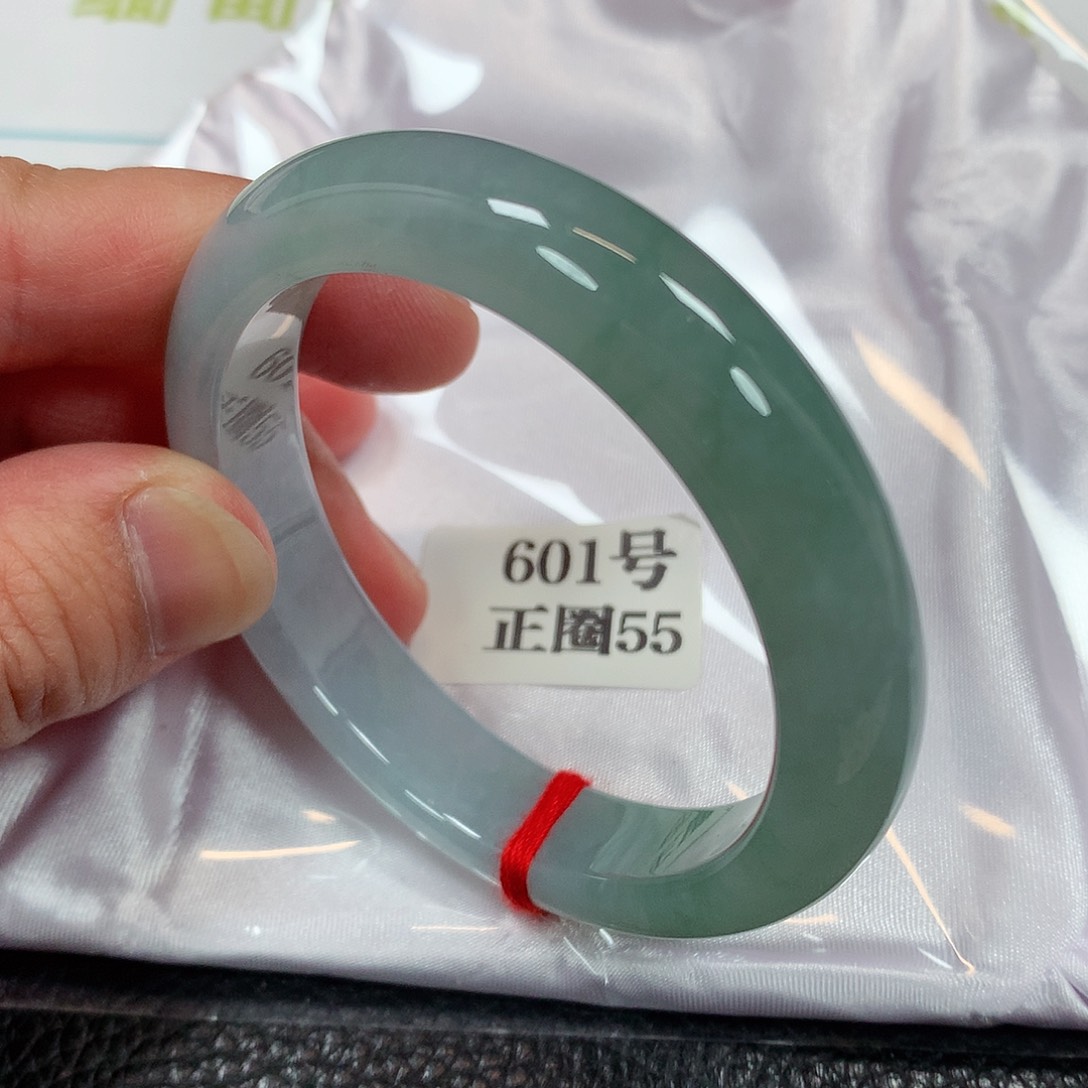 【闪购商品】未镶嵌手镯（贵妃镯）翡翠601号