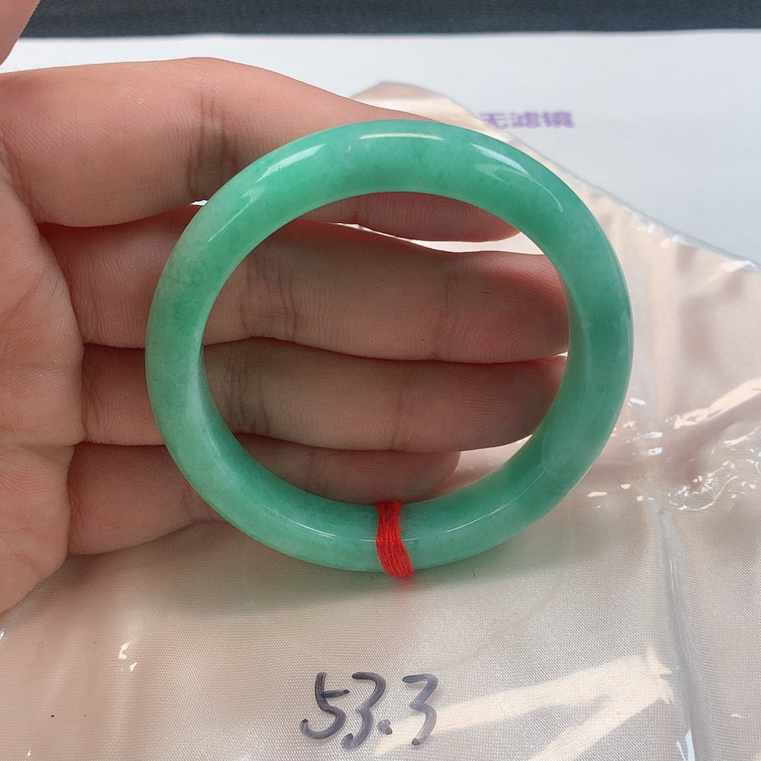 翡翠手镯未镶嵌289号