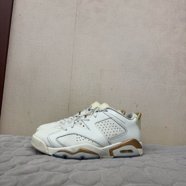 95新 MM6 42码/aj6白金/原盒