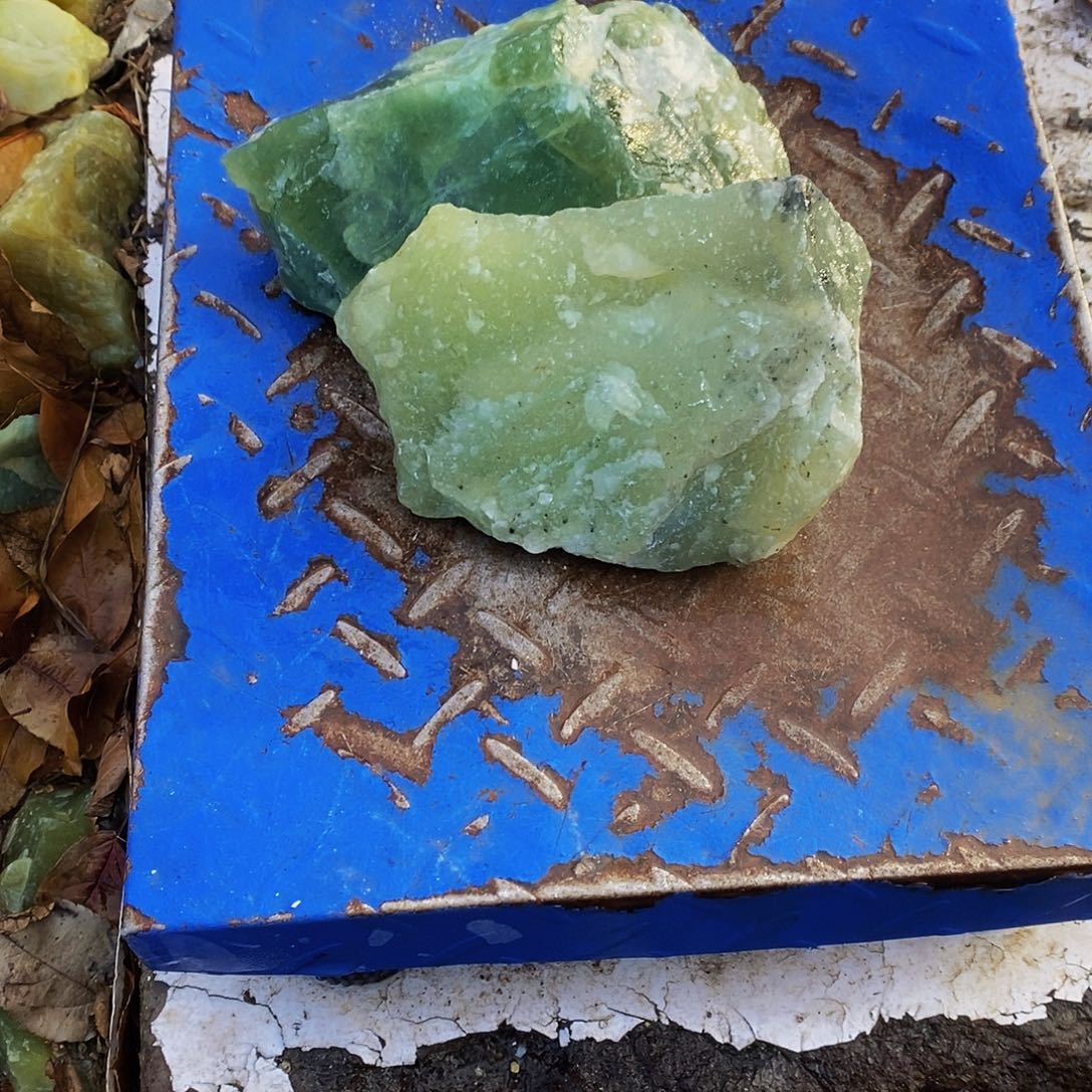 未镶嵌蛇纹石玉珠宝奇石A**者