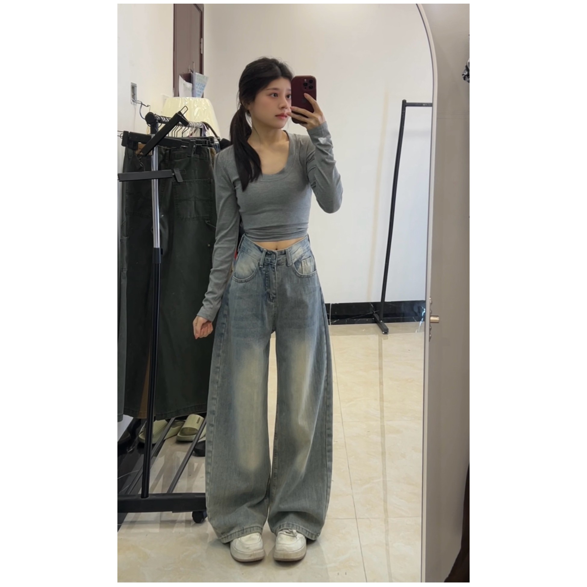 秋季竹节纹温柔系阔腿牛仔裤女秋季新款高腰宽松垂感直筒拖地裤子