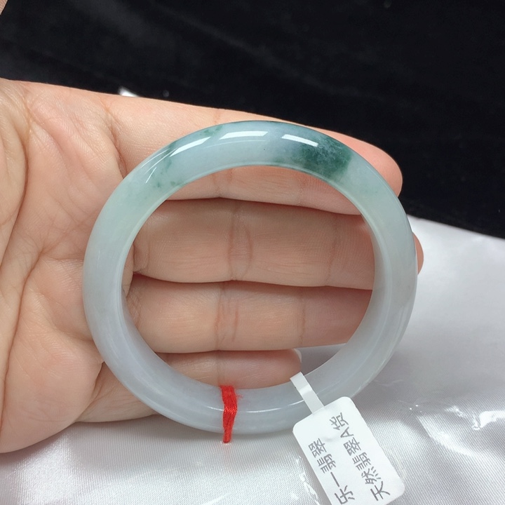 翡翠手镯未镶嵌正圈56.4