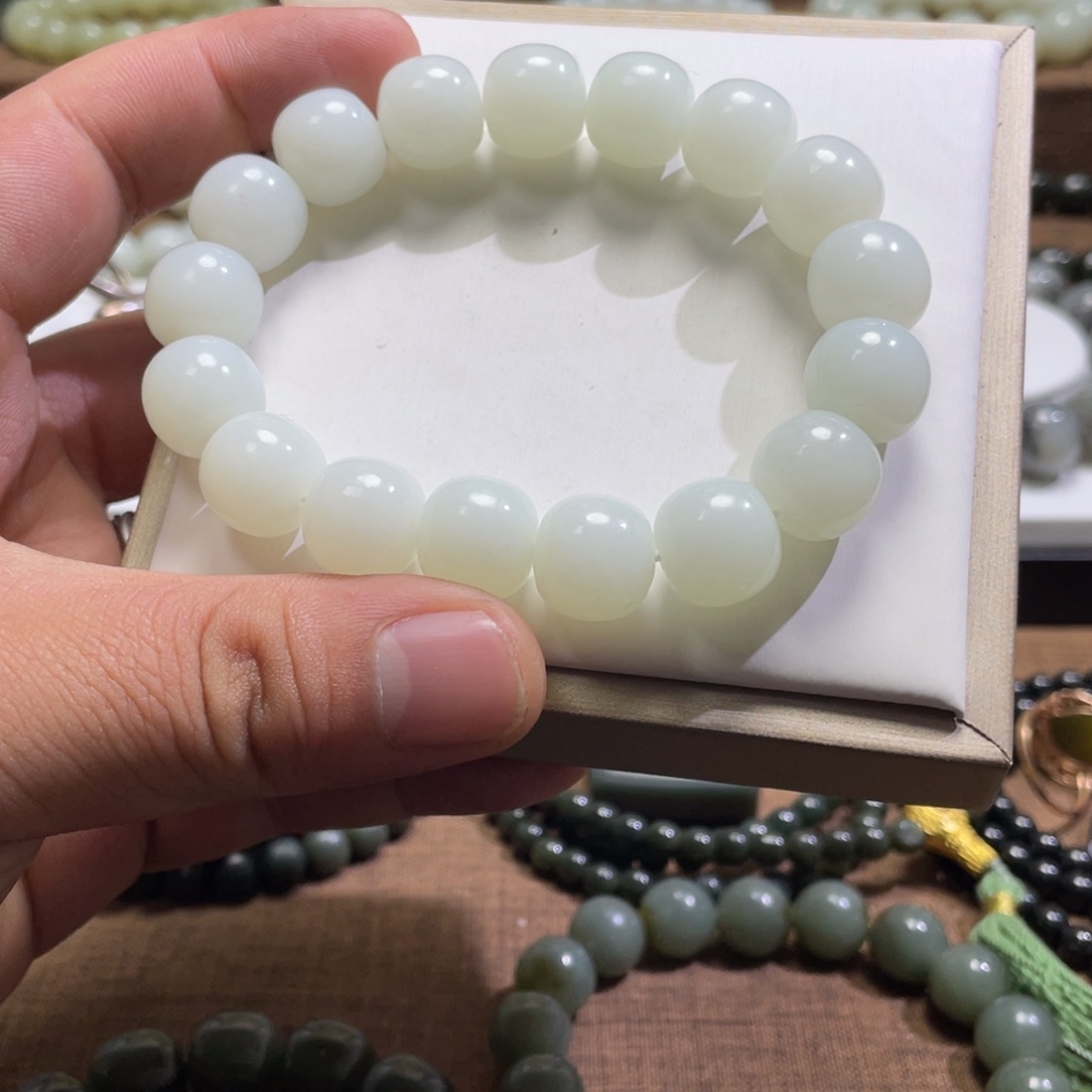 未镶嵌手链和田玉（白玉）