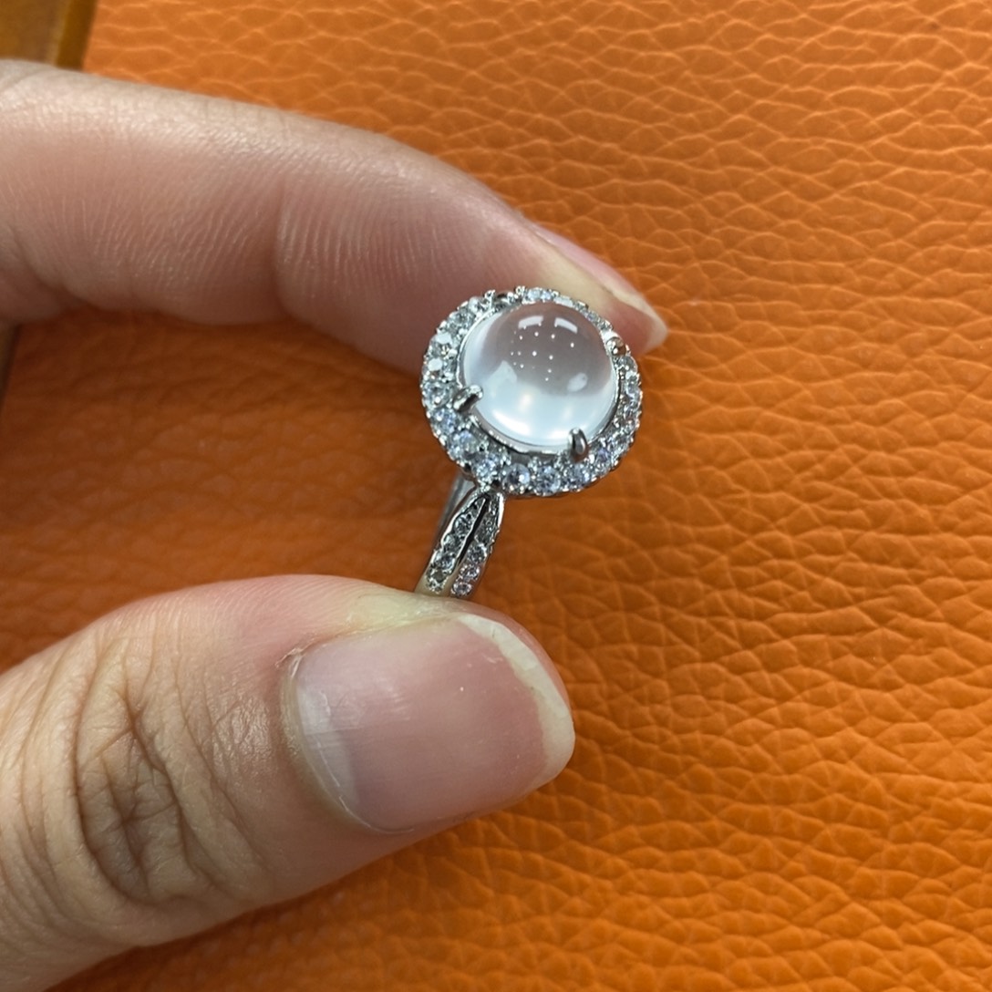 石英质玉吊坠(不含链)合金