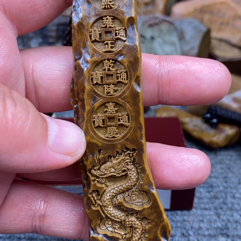 【闪购商品】原石雕刻手把件