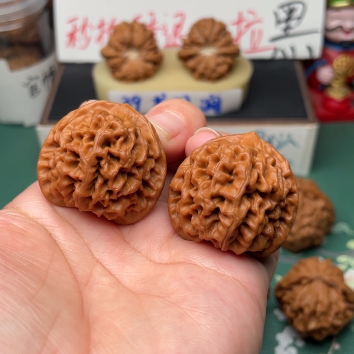 【闪购商品】文玩核桃吊坠35全品秦闷