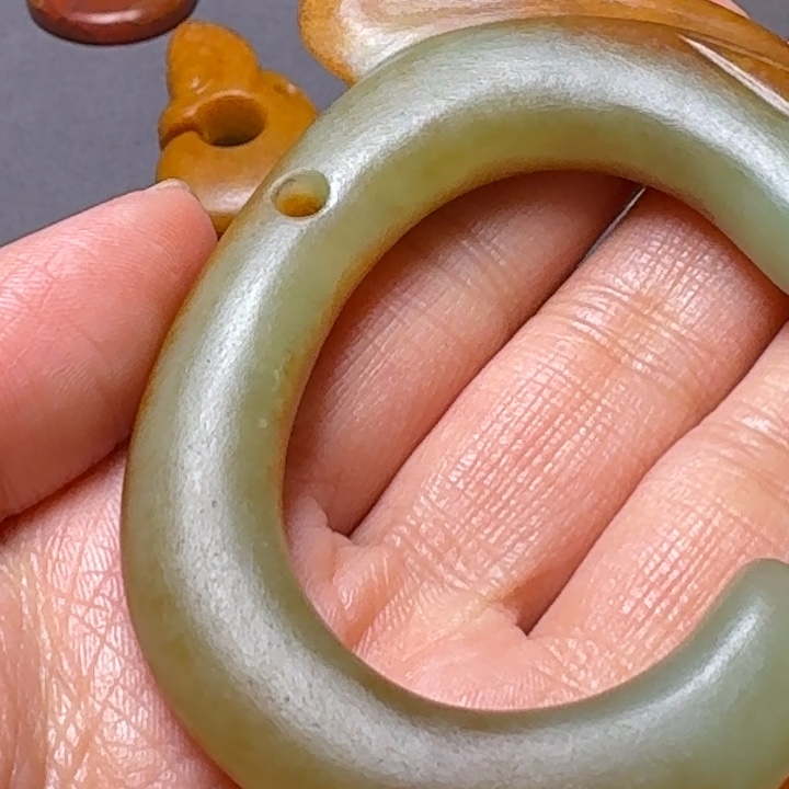 和田玉（糖玉）挂件未镶嵌淡***悦