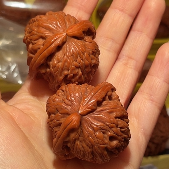 文玩核桃吊坠核桃