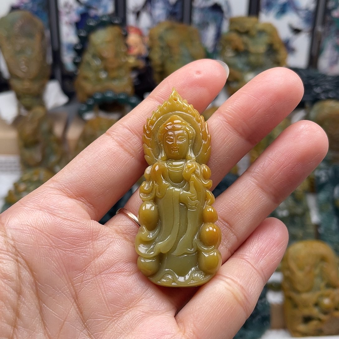 翡翠未镶嵌颈饰天然翡翠a货观音