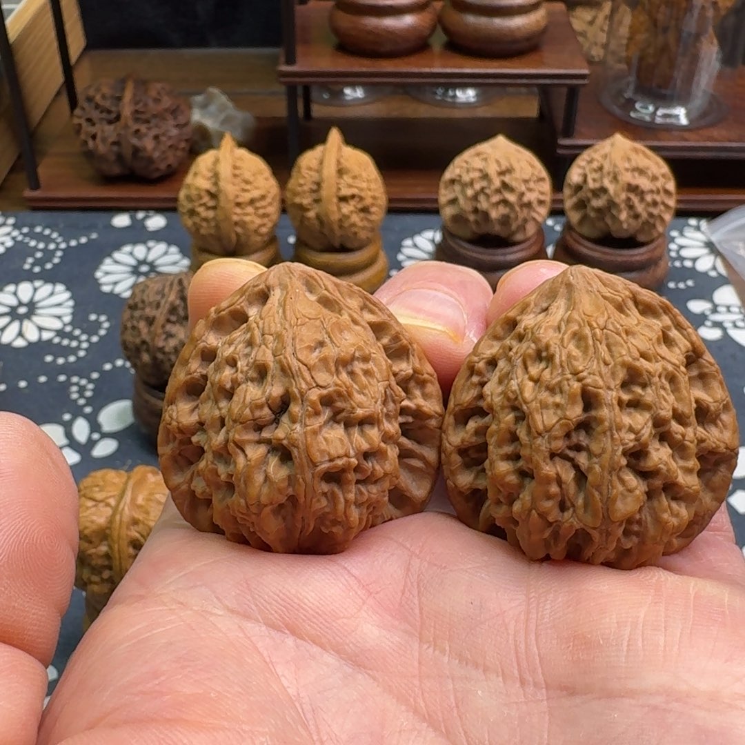 文玩核桃把件涞水虎头王
