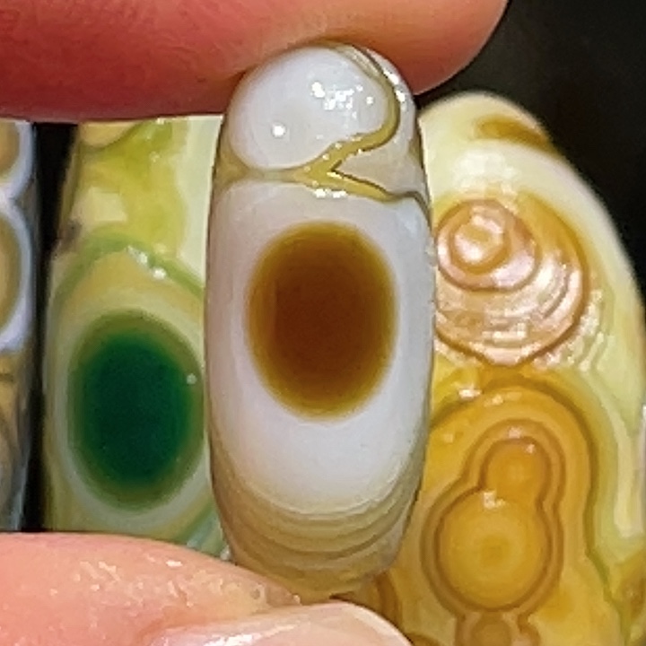 玛瑙/玉髓未镶嵌珠宝奇石