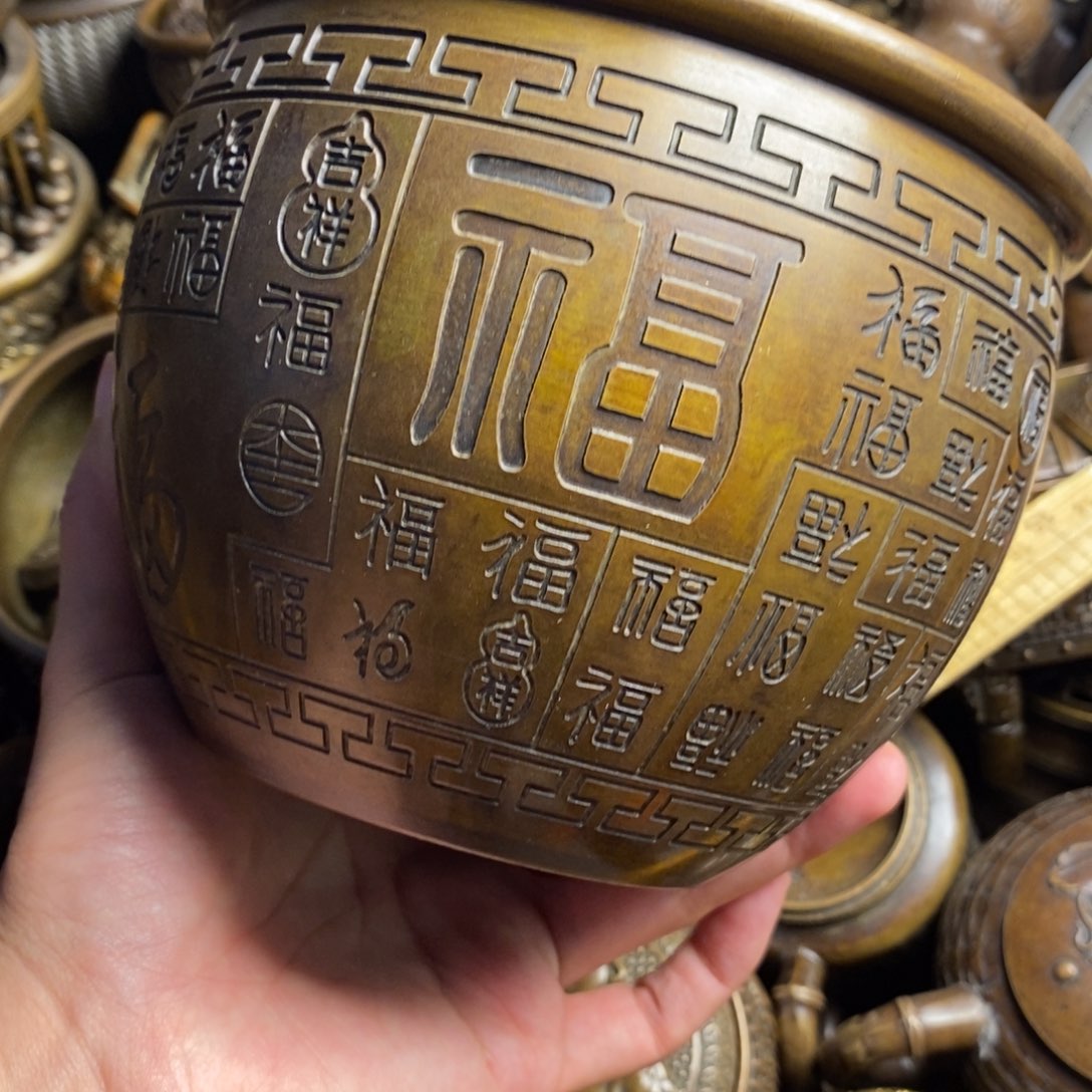 精美铜器做工精良