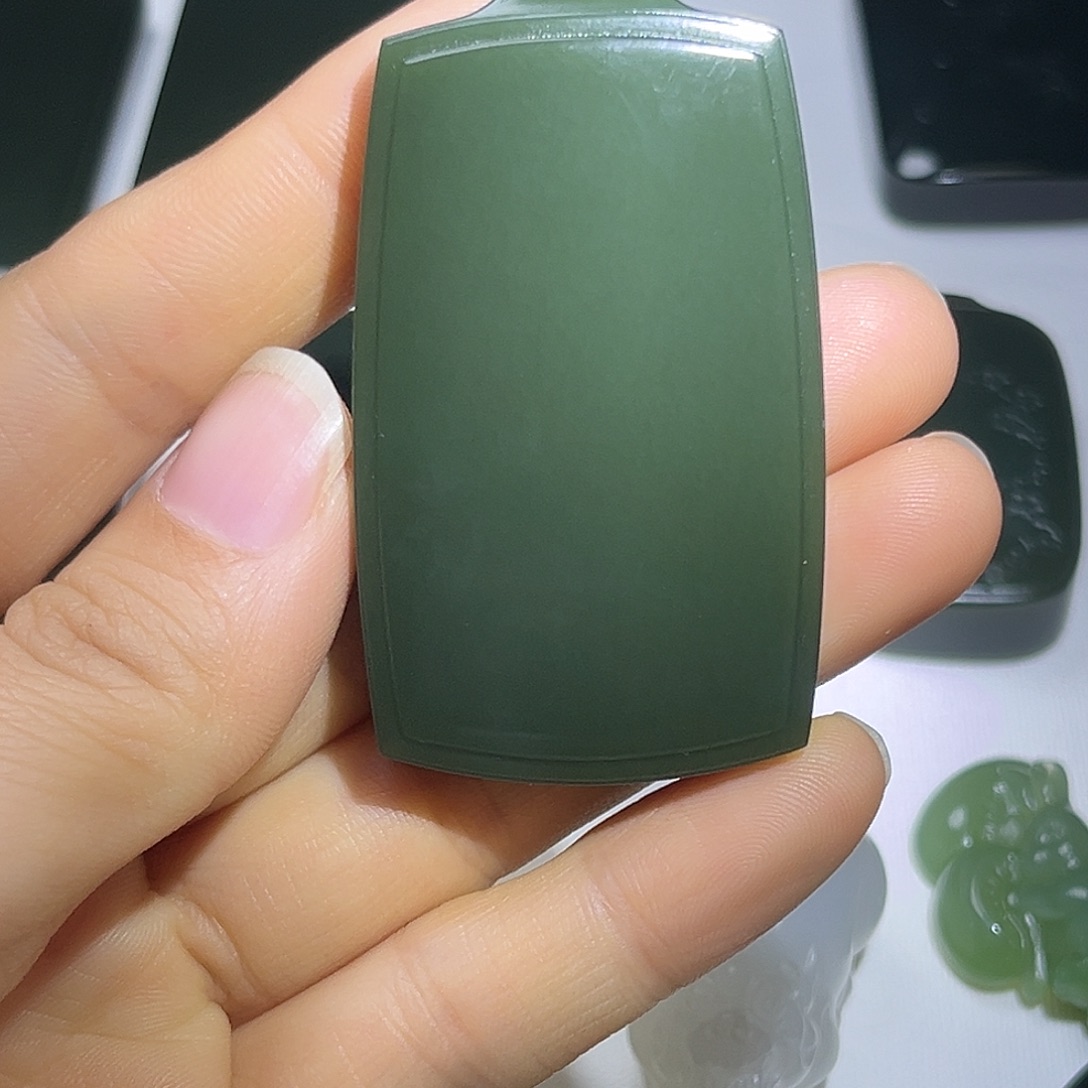 和田玉（青玉）未镶嵌颈饰