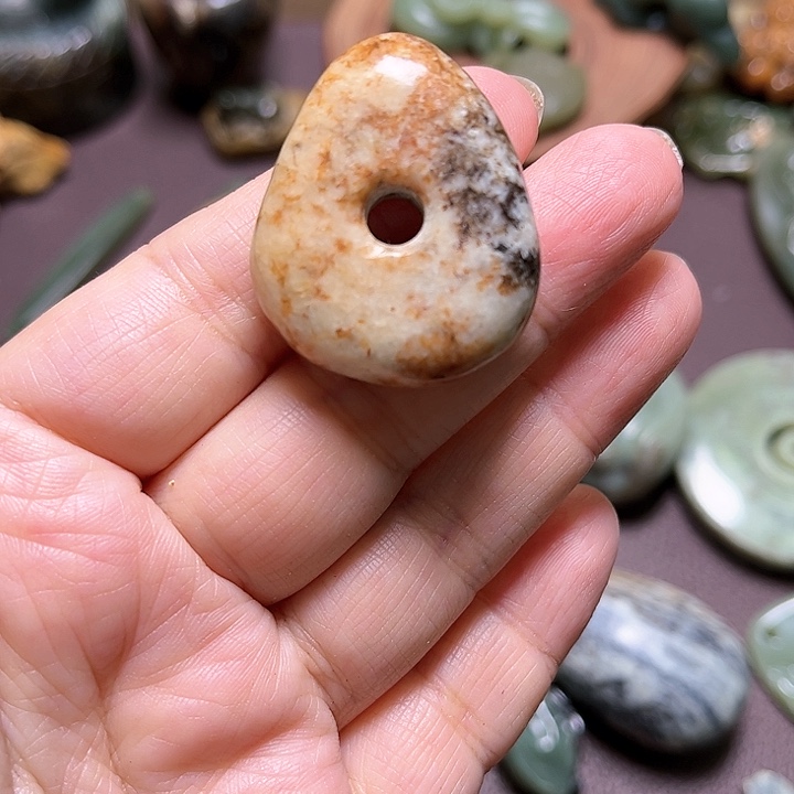 岫岩河磨玉（透闪石质玉）手绳未镶嵌