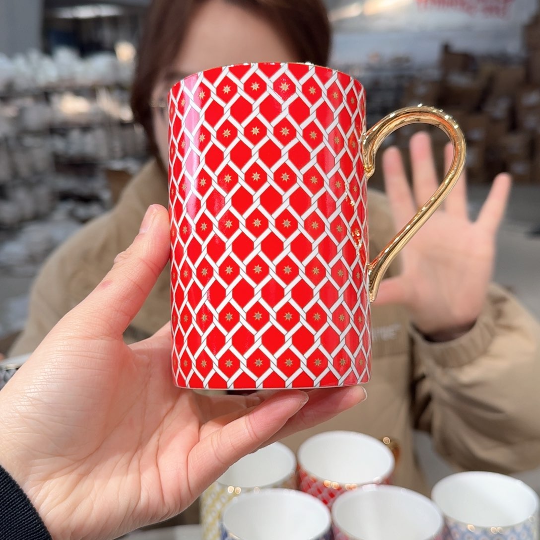 瓷鹅黄原单马克杯一个400ml微瑕