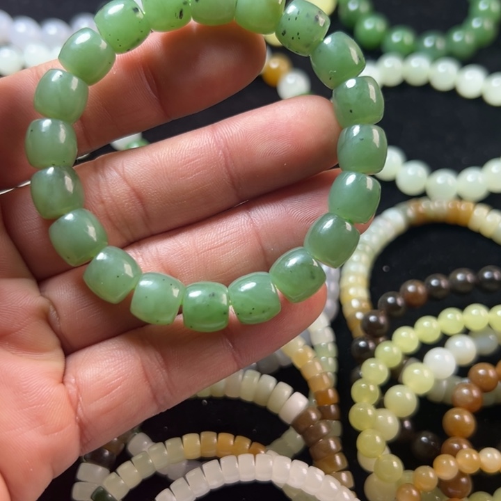 和田玉（糖玉）未镶嵌手链