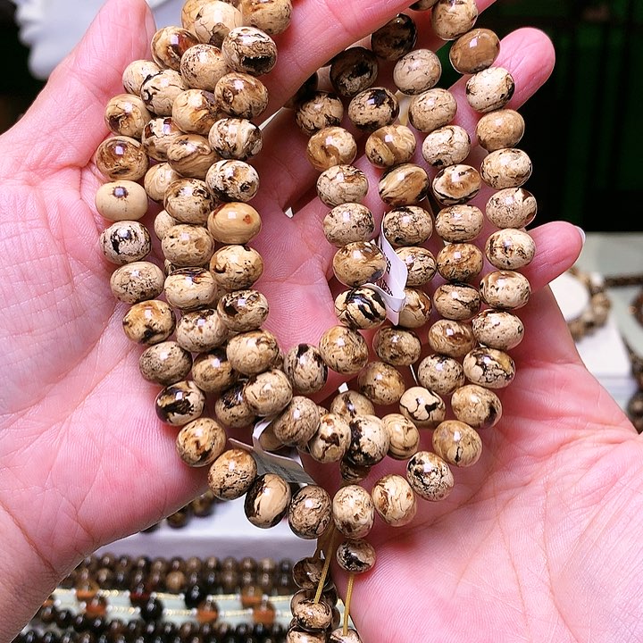 琥珀裸石未镶嵌君****1抚顺琥珀