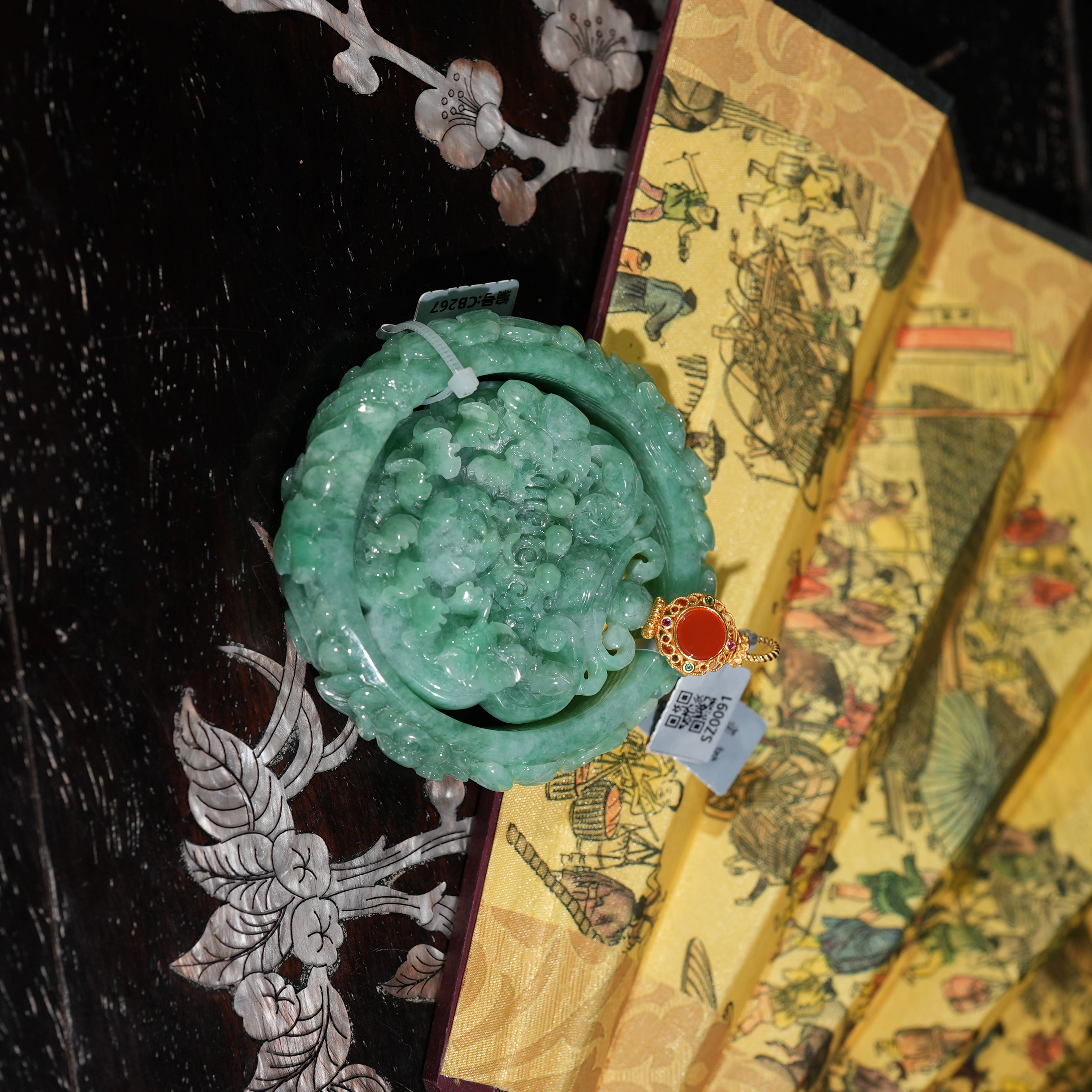 11.6香港王老板-翡翠手镯套装kc09