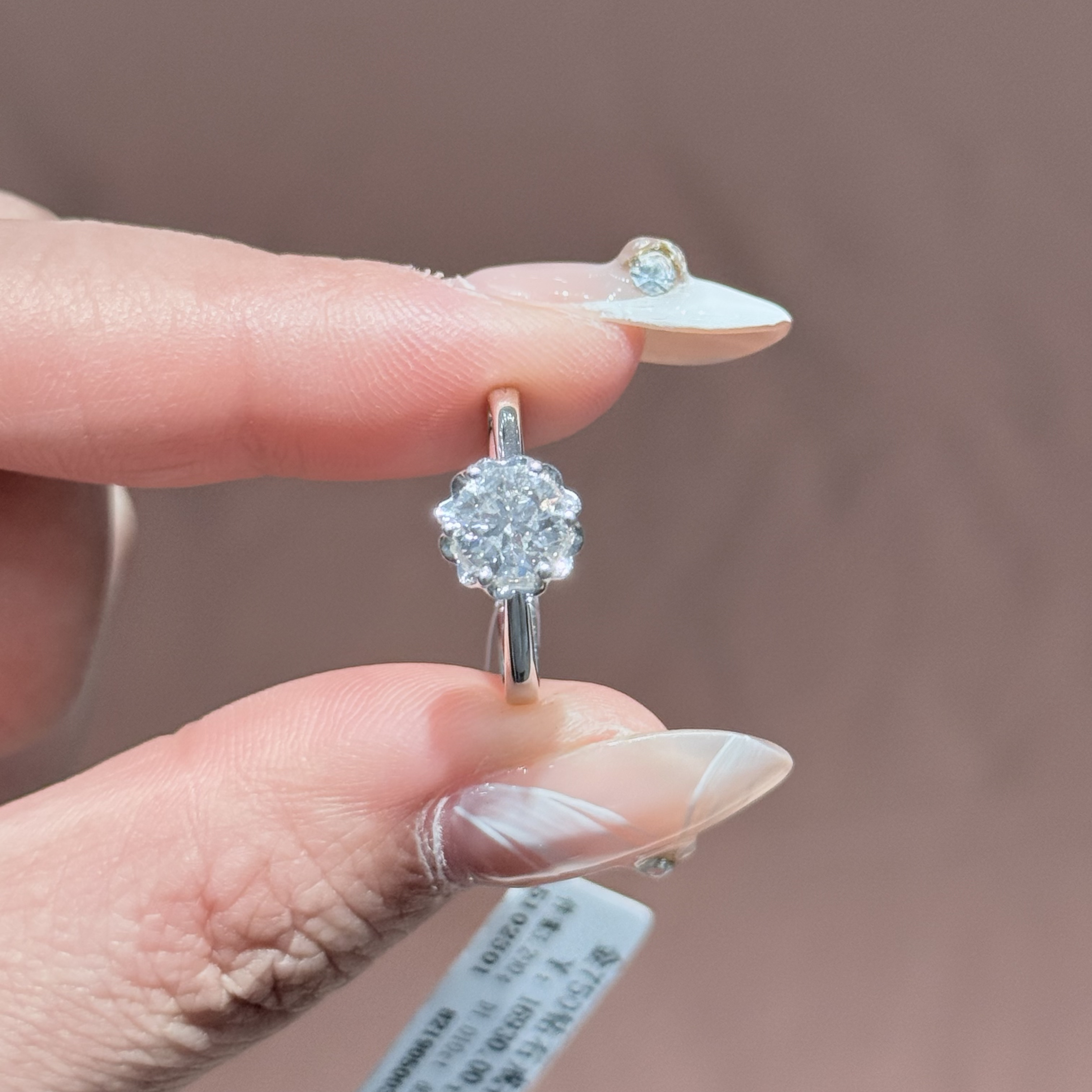 品牌撤柜天然钻 18K 1克拉 花苞款 高性价比 轻奢经典款钻戒戒指