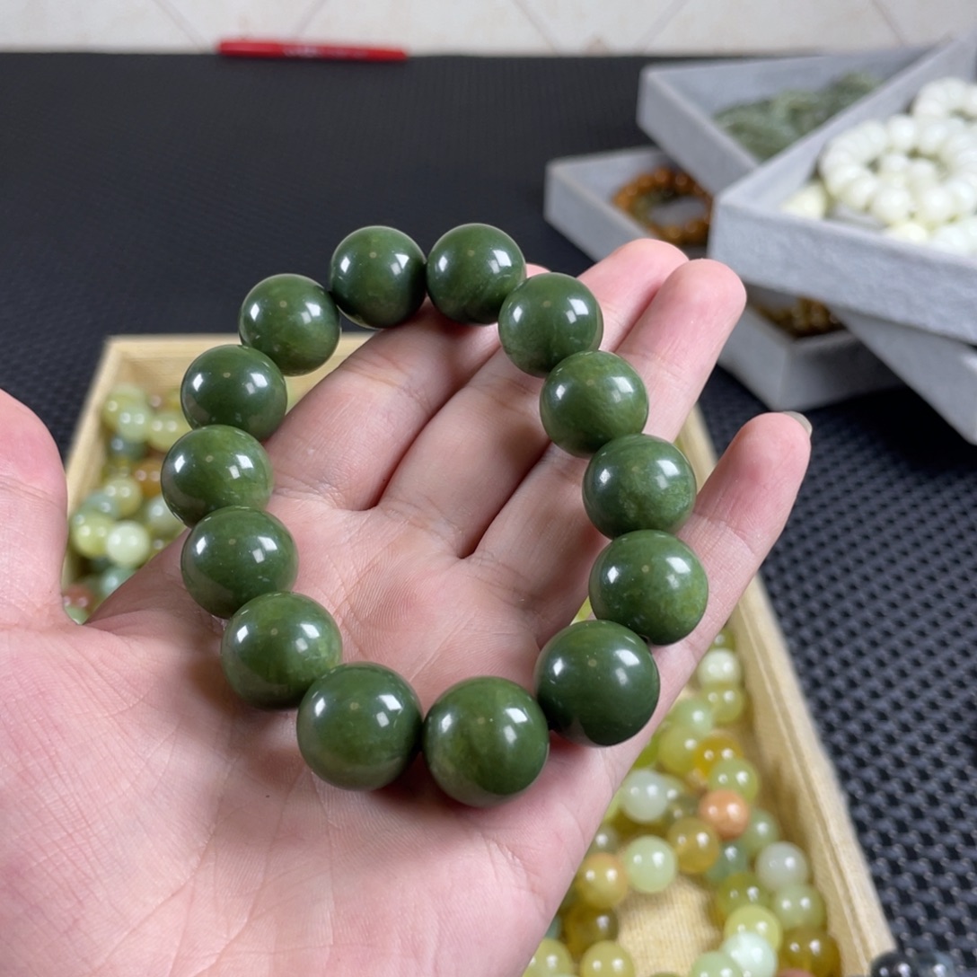 蛇纹石玉未镶嵌手链