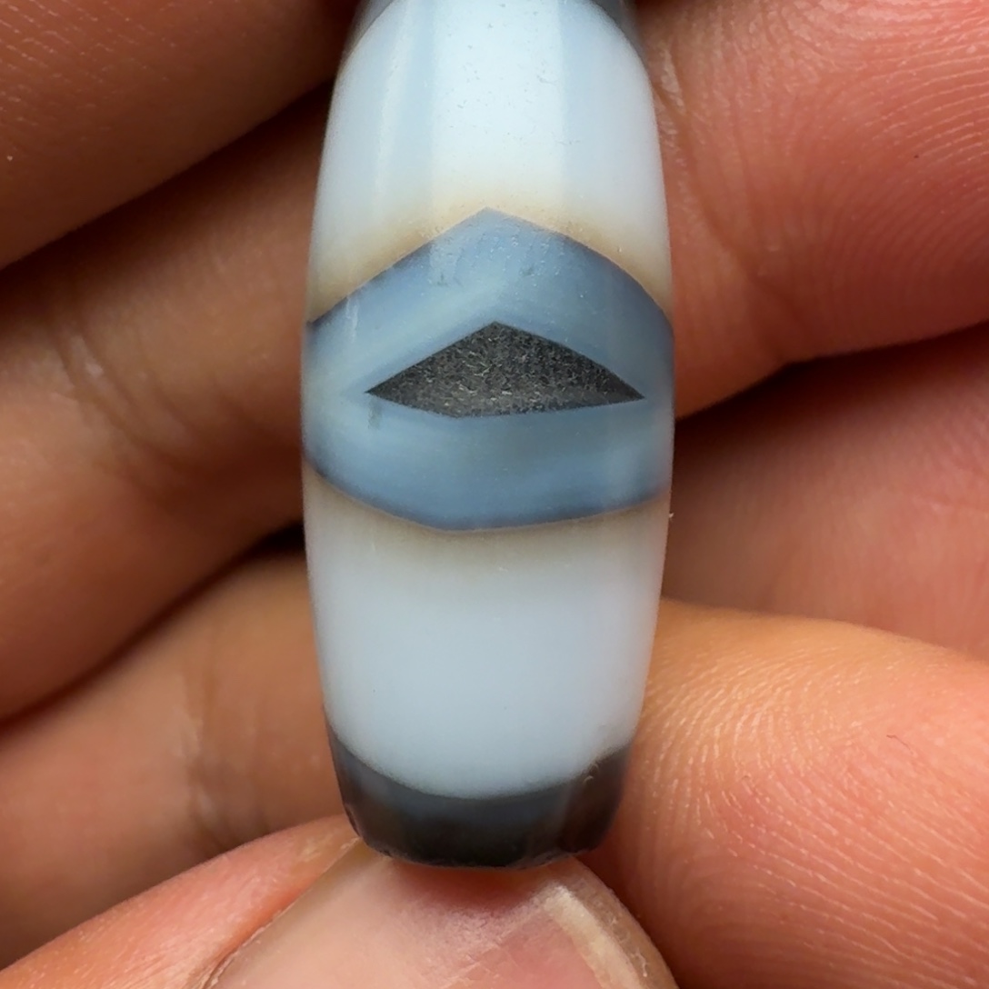 艾***猷非金属非金属仿纯蓝沁缠丝项链