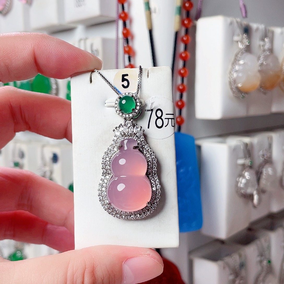 未镶嵌颈饰玛瑙/玉髓