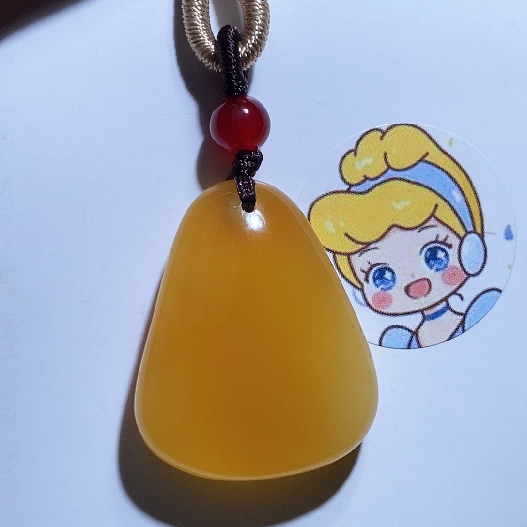 未镶嵌琥珀珠宝奇石