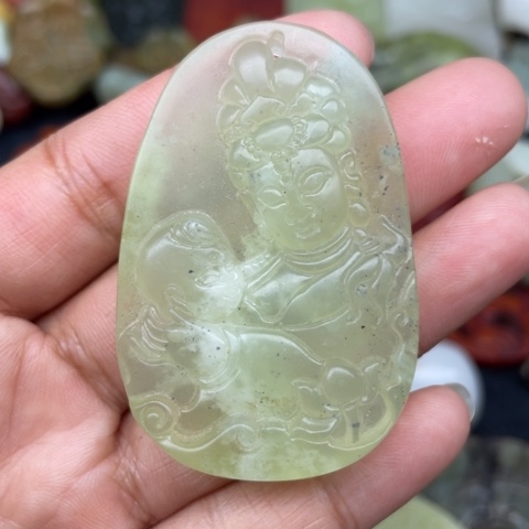 蛇纹石玉未镶嵌颈饰36