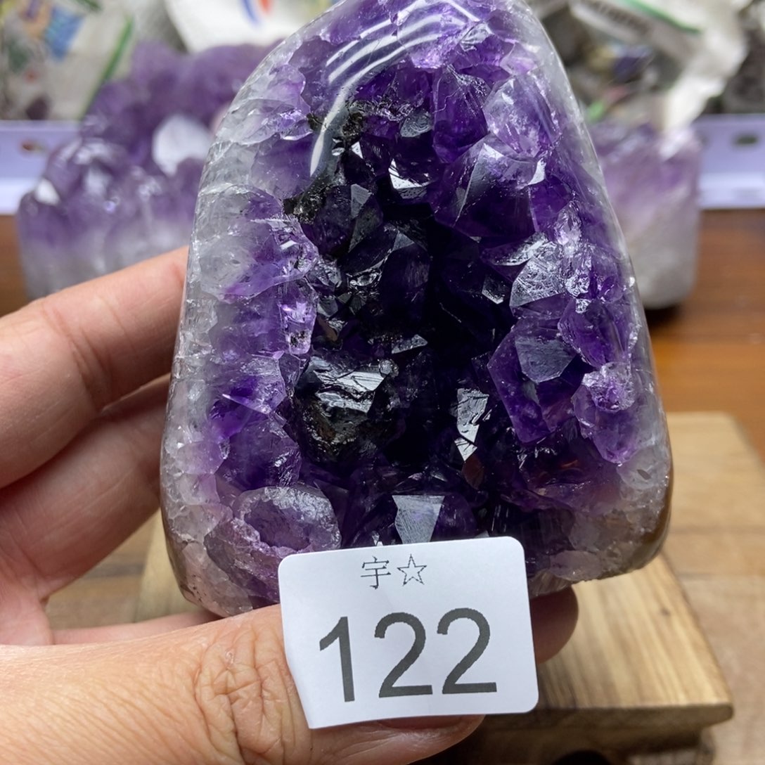 紫晶天然水晶摆件未镶嵌