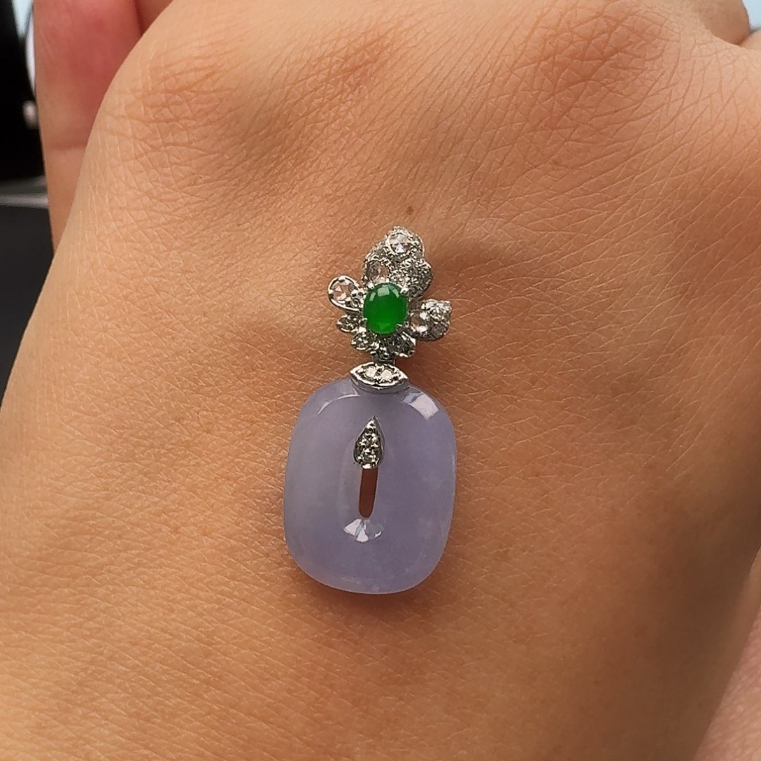 翡翠颈饰18K金镶嵌扣子