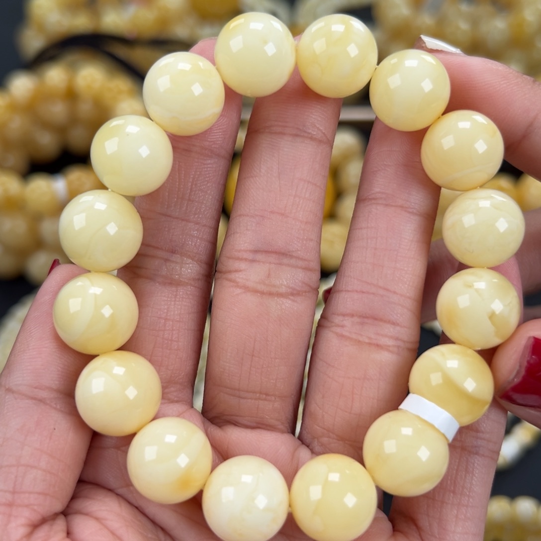 琥珀未镶嵌手链23克