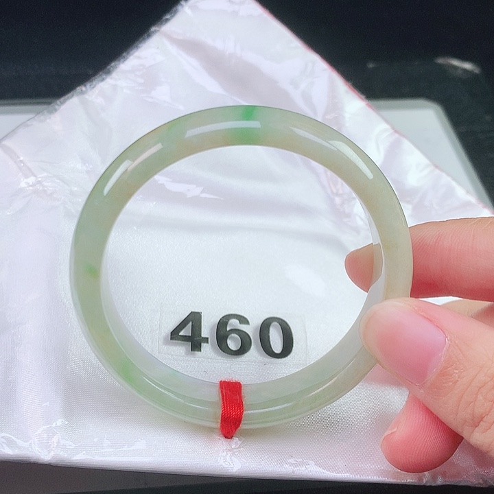 翡翠未镶嵌手镯翡翠