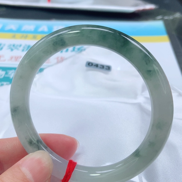翡翠手镯未镶嵌0433号