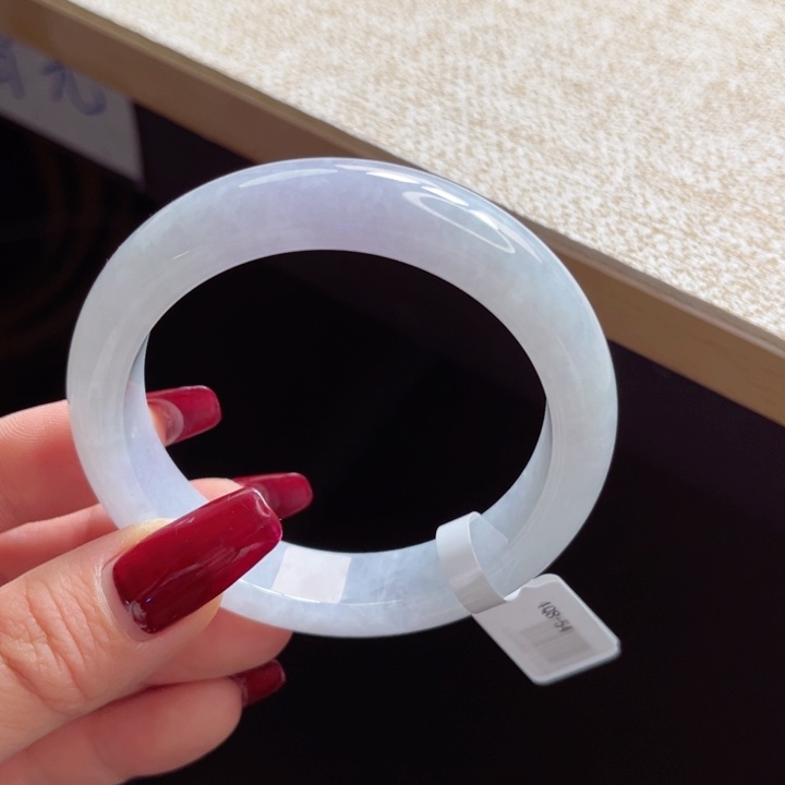 翡翠手镯未镶嵌手镯