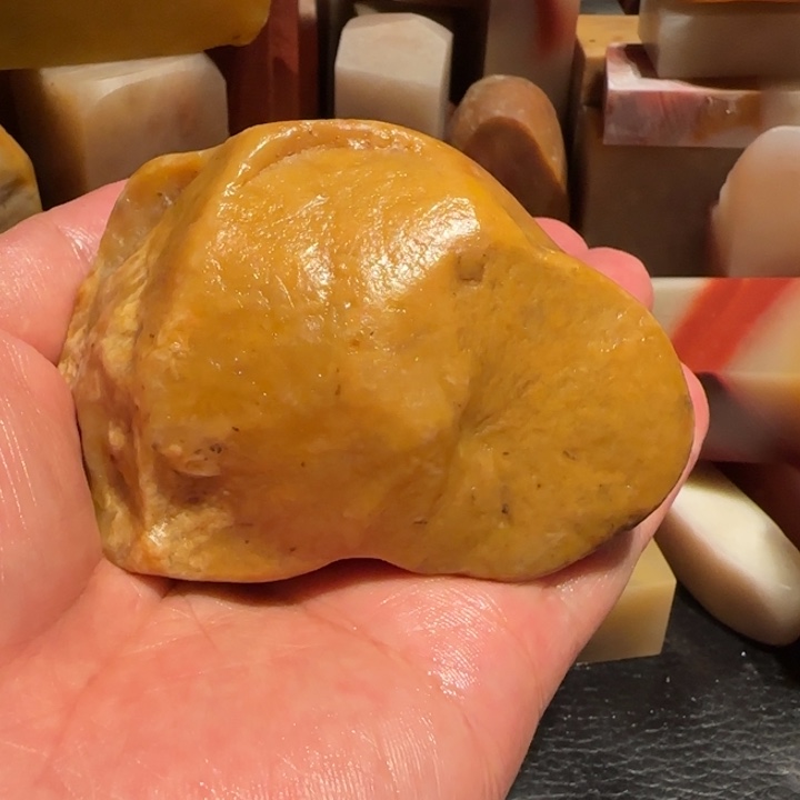 老挝石田黄原石，