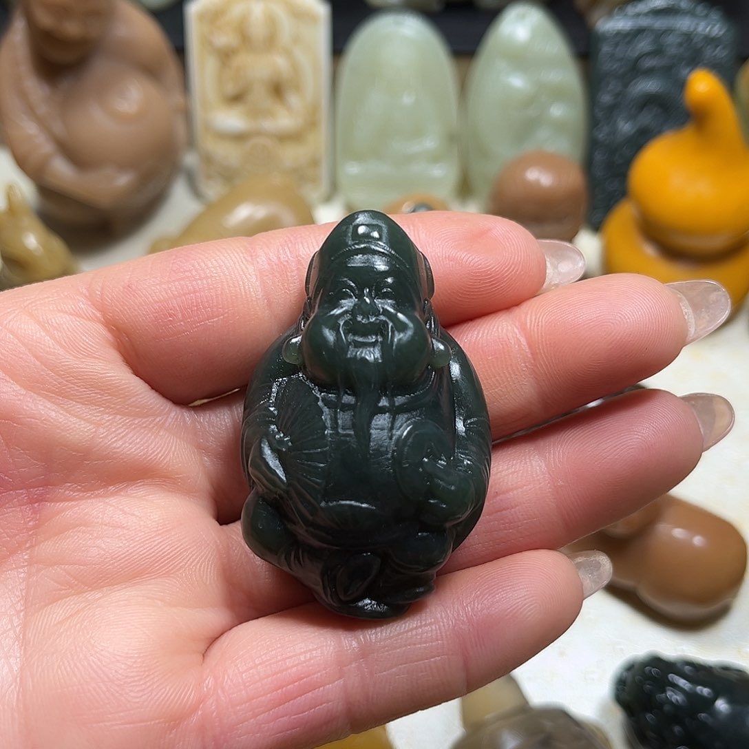 白玉菩提吊坠白玉菩提吊坠