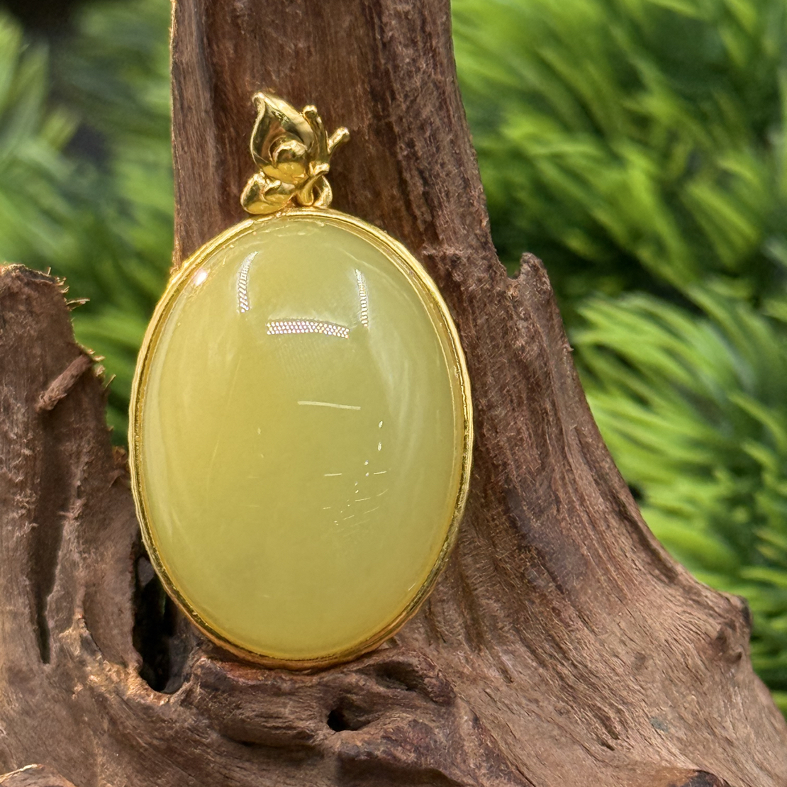 18k金和田玉若羌黄口蛋面吊坠-18x24mm-多样性发其一-ls49-955