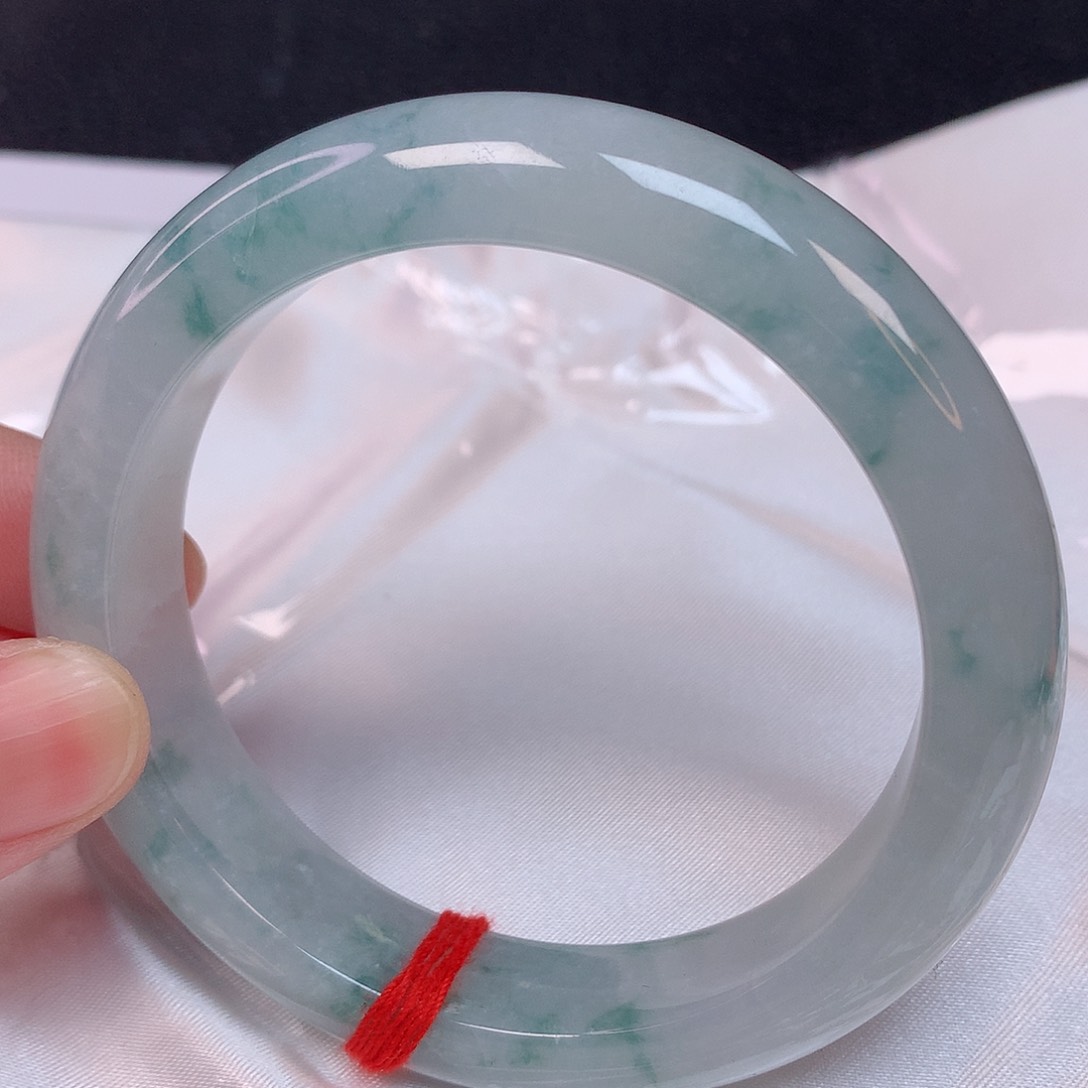 翡翠手镯未镶嵌56+ 翡翠手镯