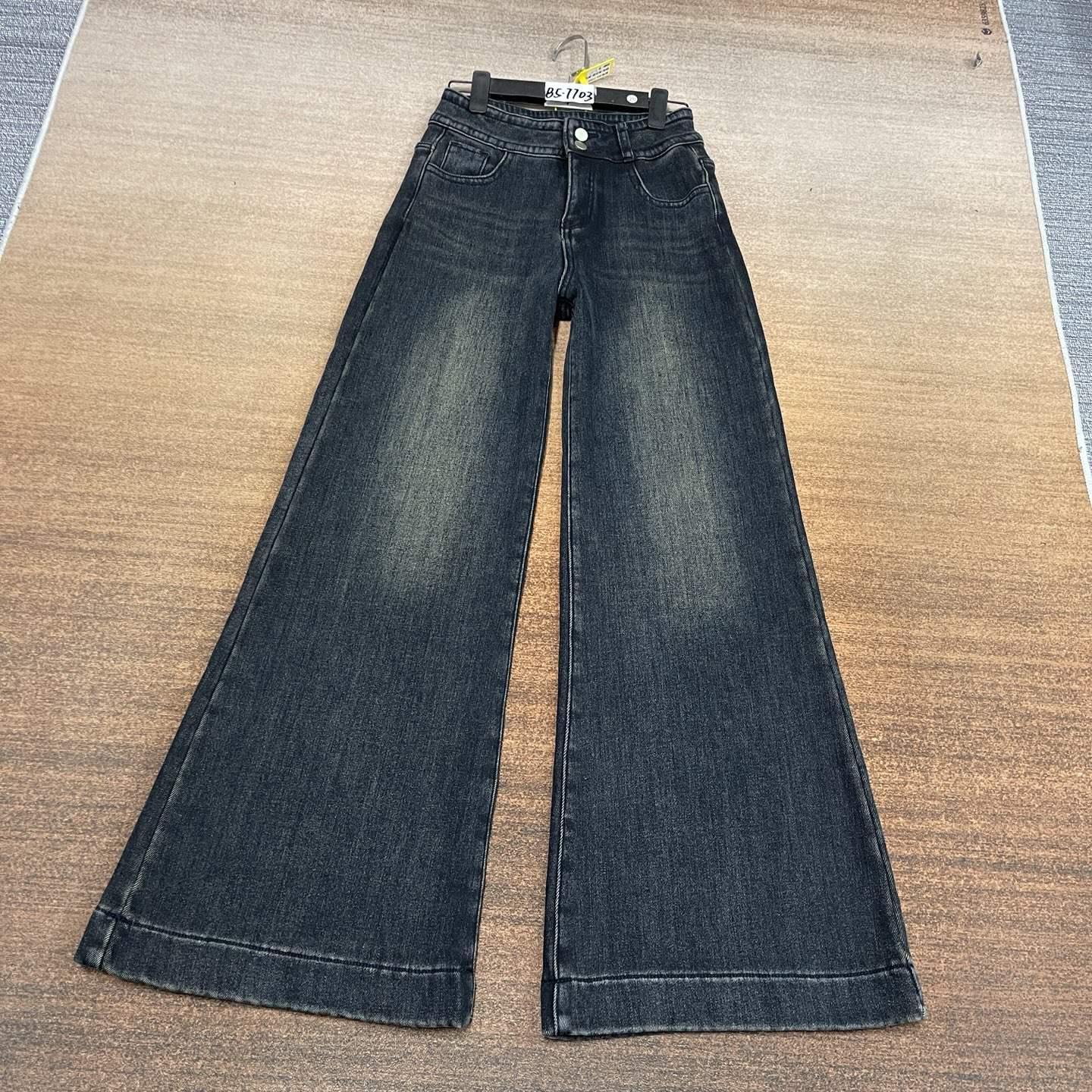 #B5-7703加绒-厚绒 复古蓝2扣高腰A版不贴腿喇叭女裤 高弹