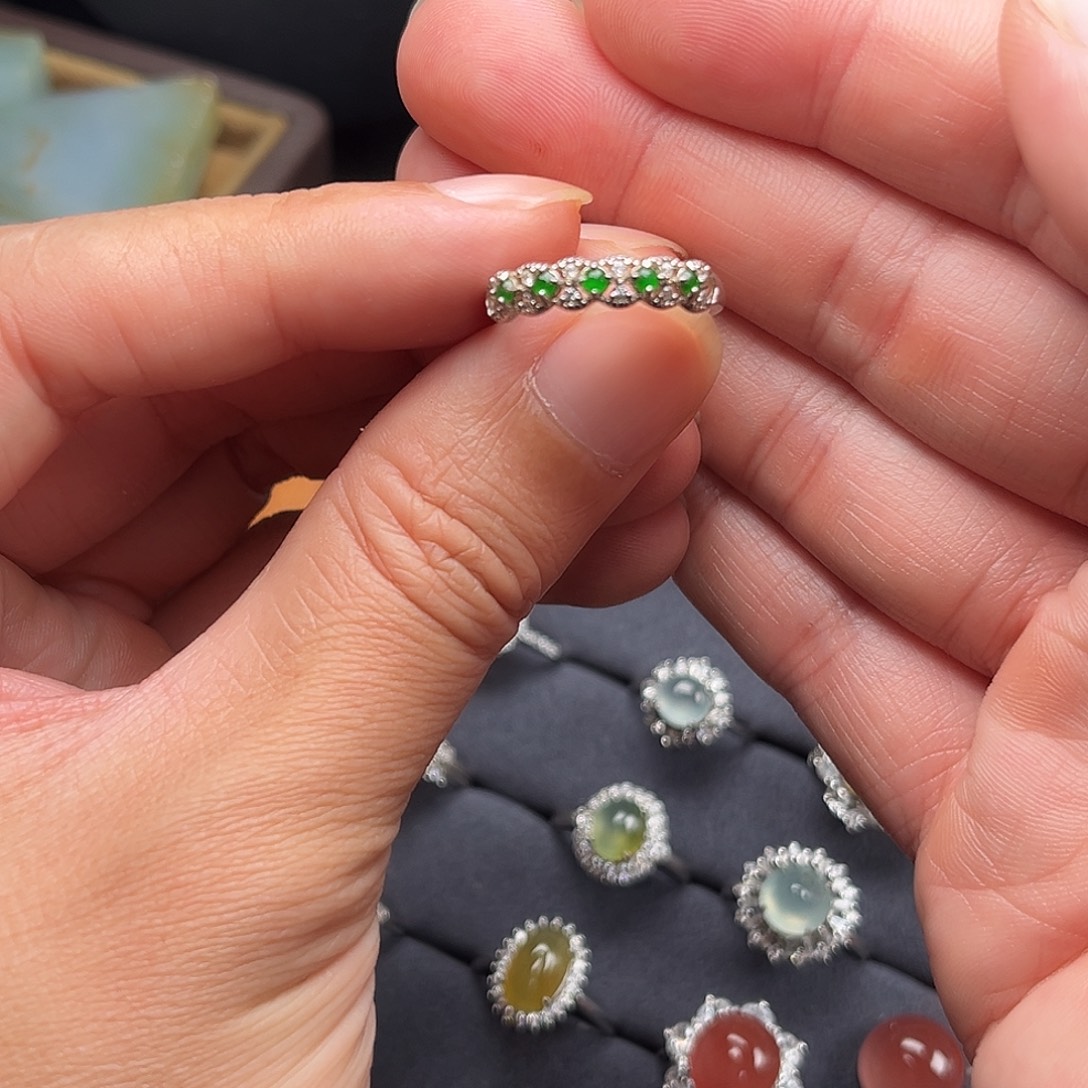 翡翠银S925镶嵌戒指缅甸A货翡翠