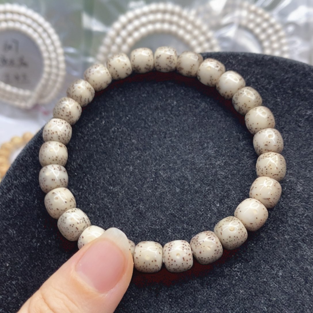 小***哥星月菩提吊坠98石玉同