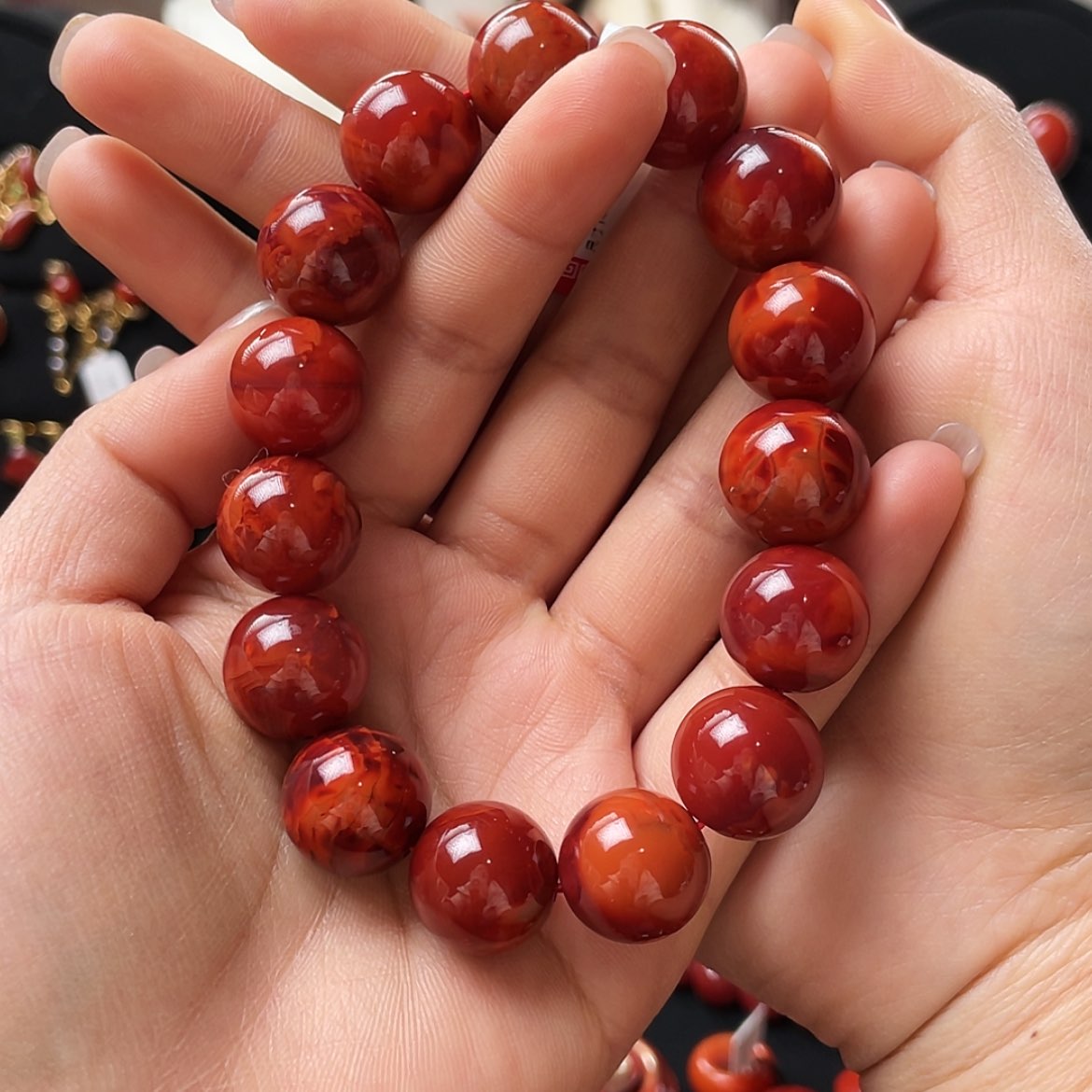 【闪购商品】南红玛瑙手串未镶嵌五**斓