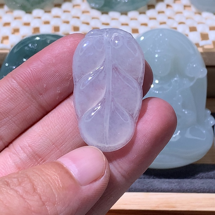 翡翠未镶嵌颈饰炸/叶子